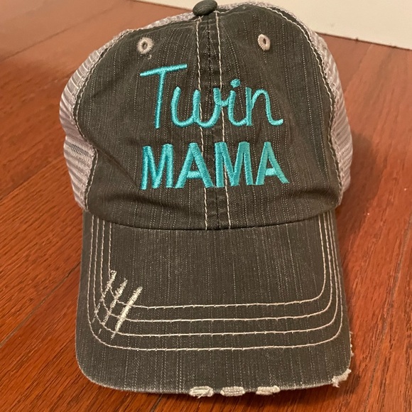 “Twin Mama” Ball Cap - Picture 1 of 1